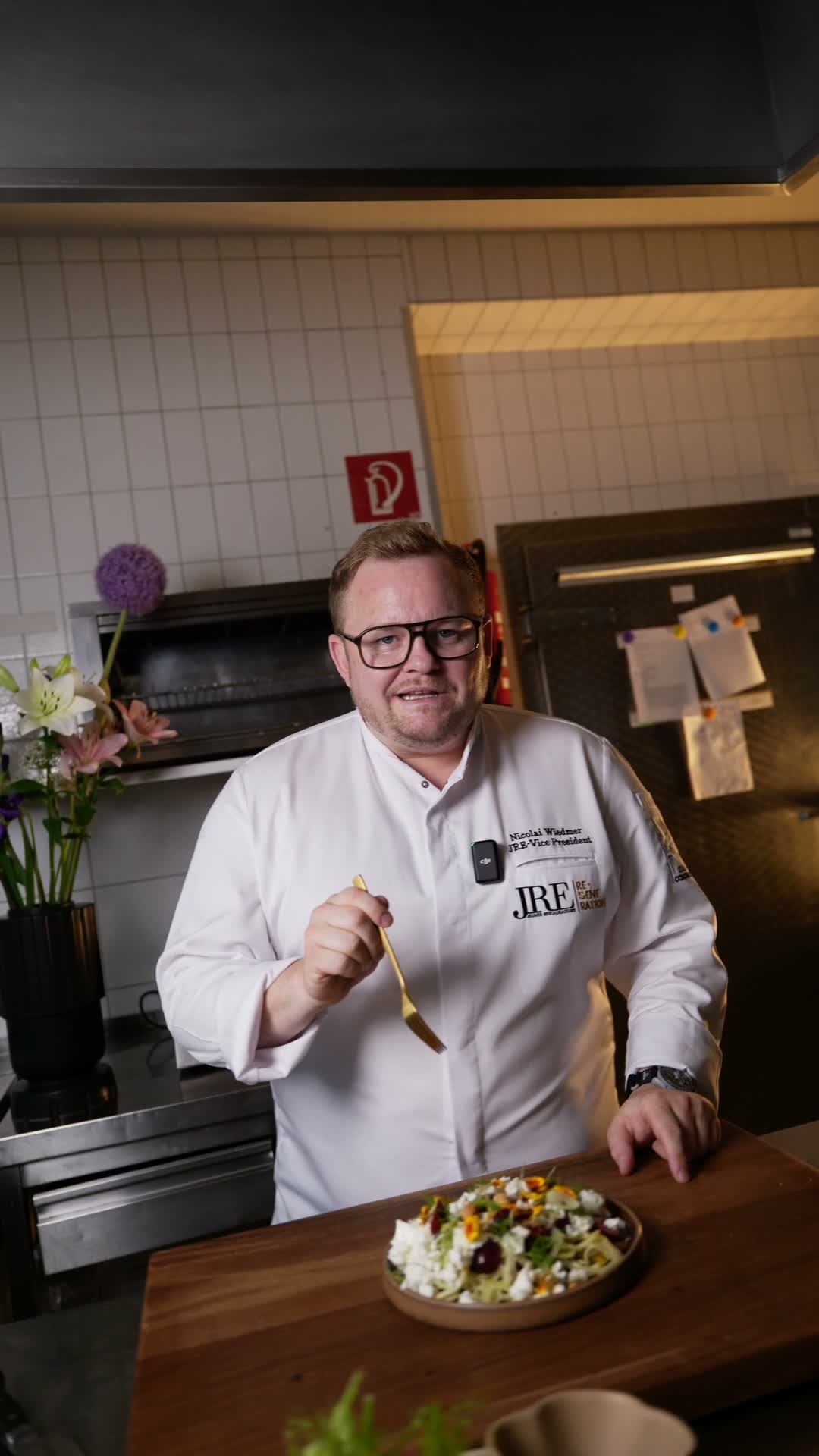 Fenchelsalat mit Kirschen und Feta — Rezept von Nicolai Wiedmer